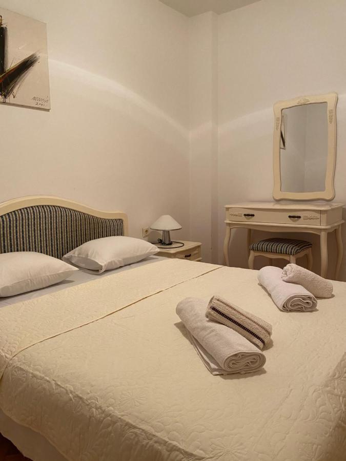 Apartments Mandarina Garden Petrovac ภายนอก รูปภาพ