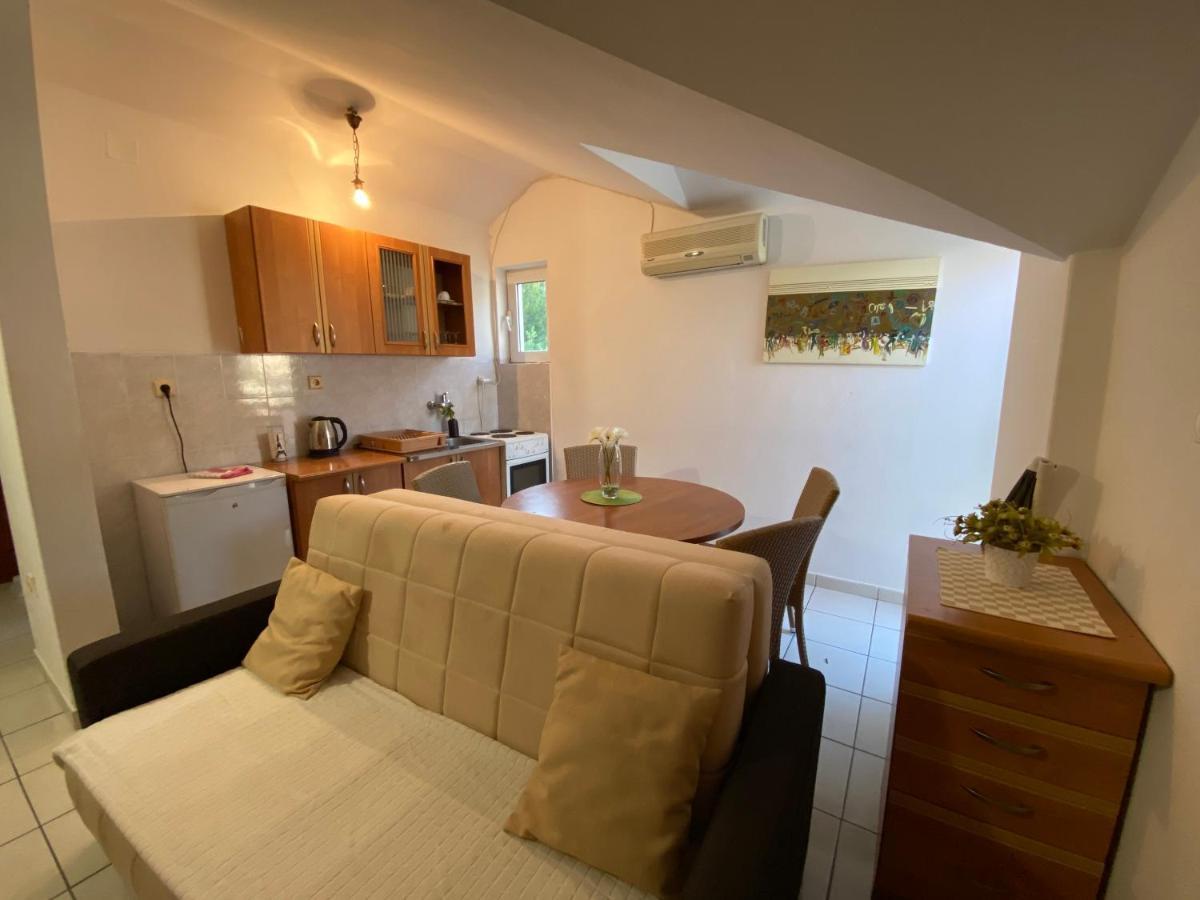 Apartments Mandarina Garden Petrovac ภายนอก รูปภาพ