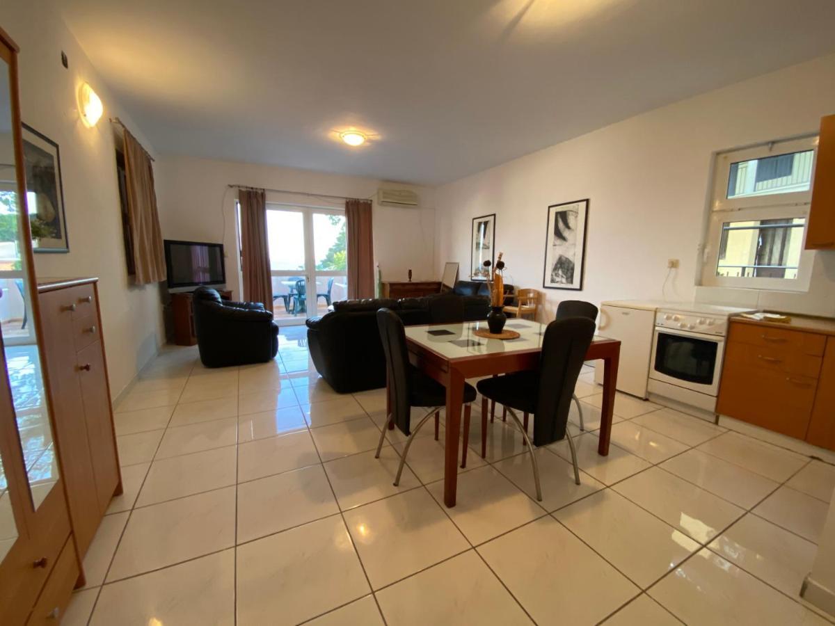Apartments Mandarina Garden Petrovac ภายนอก รูปภาพ