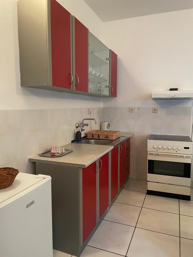 Apartments Mandarina Garden Petrovac ภายนอก รูปภาพ