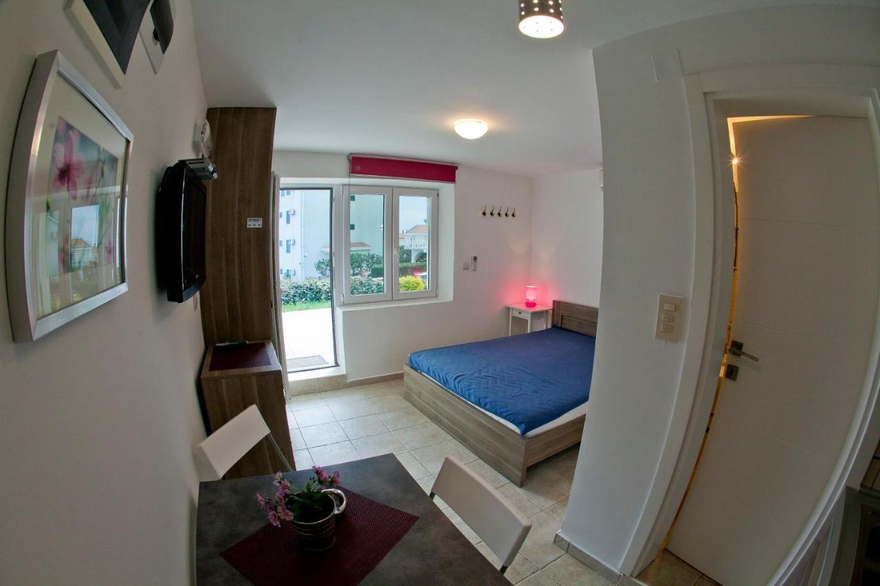 Apartments Mandarina Garden Petrovac ห้อง รูปภาพ